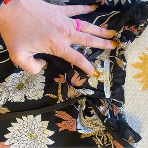 Violet & Claire Black Floral Dress